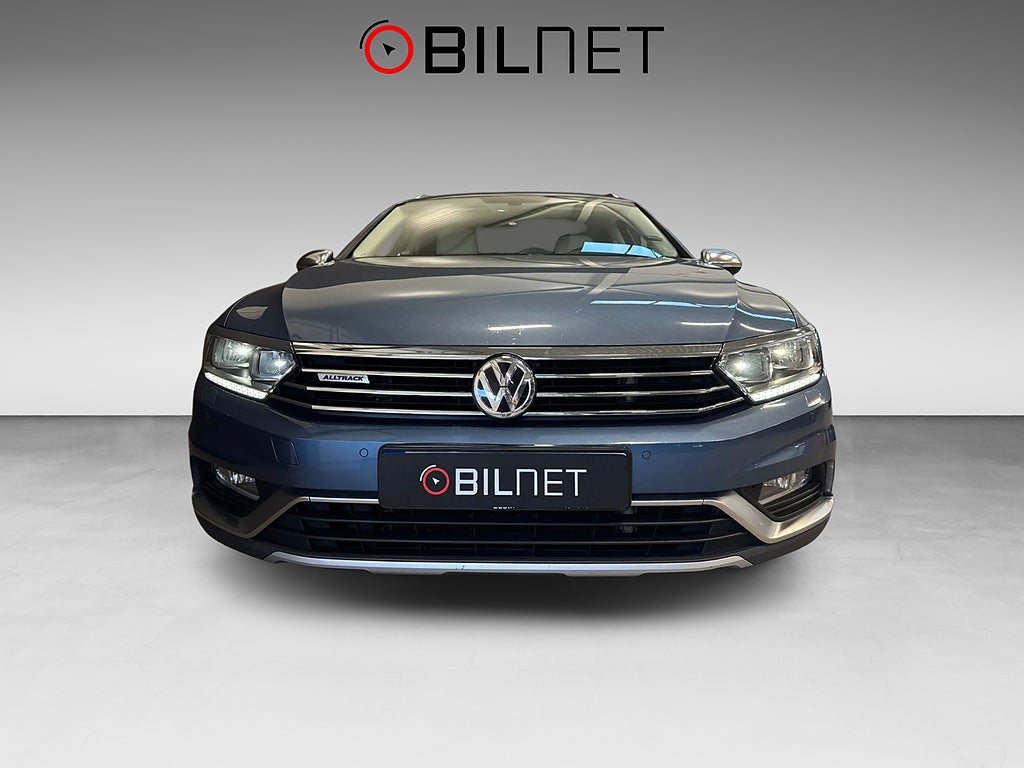 Volkswagen Passat Alltrack 2.0 TDI 4M Alltrack 190hk *3,99%* Värmare Kamera