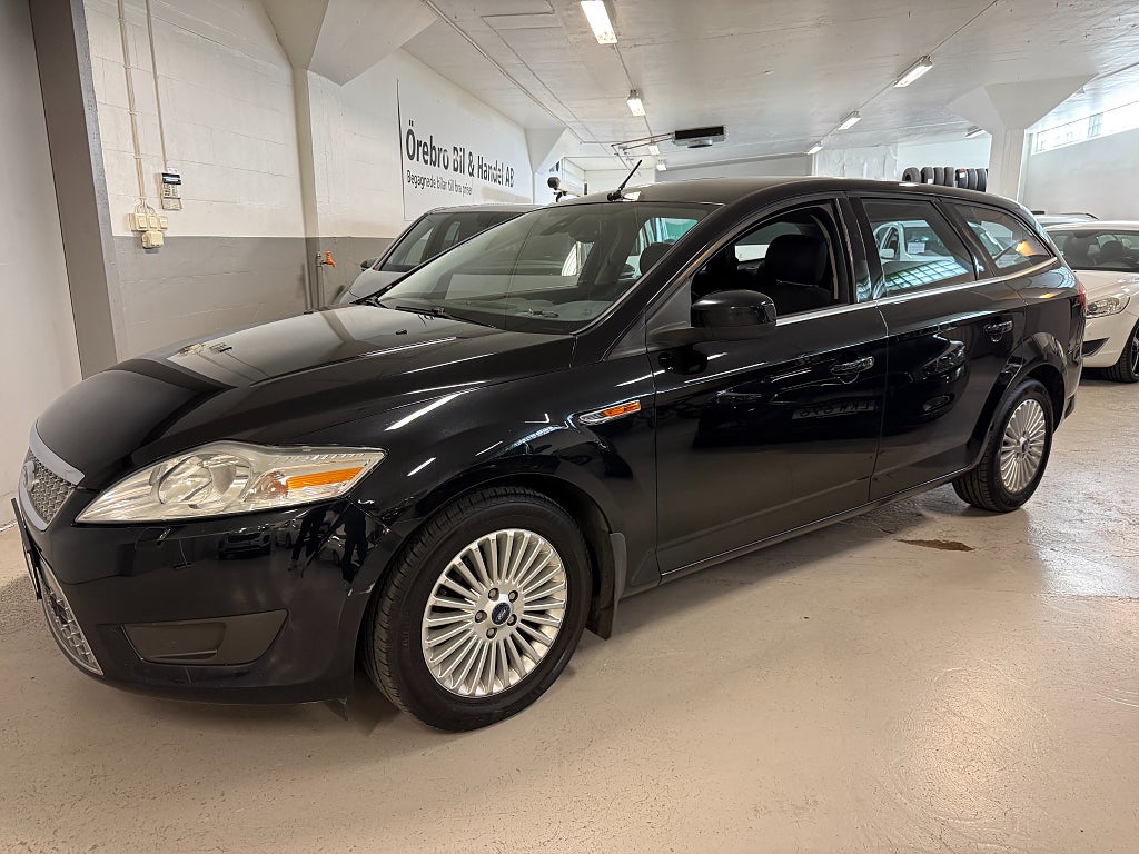 Ford Mondeo Kombi 2.0 Flexifuel Titanium 1Ägare Nyservad 