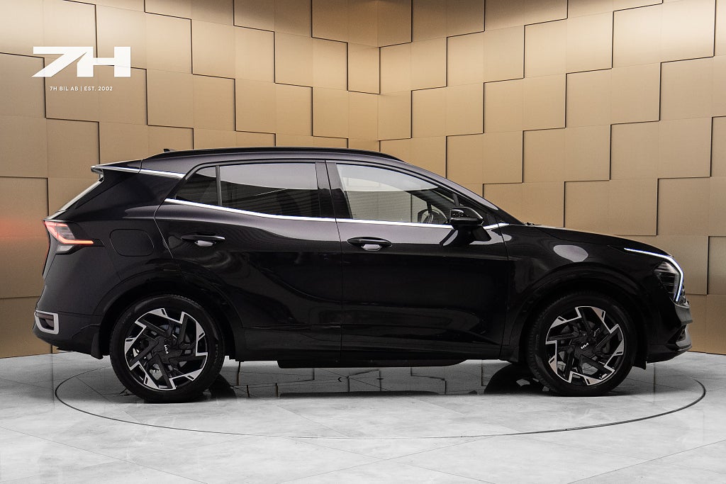 Kia Sportage PHEV GT-Line / H&K / 360° / Vent. Säten / Nyservad