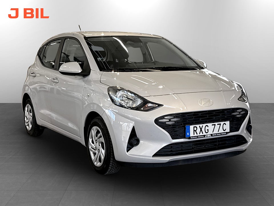 Hyundai i10 Essential 1.0 67hk BACKKAMERA CARPLAY RATTVÄRME