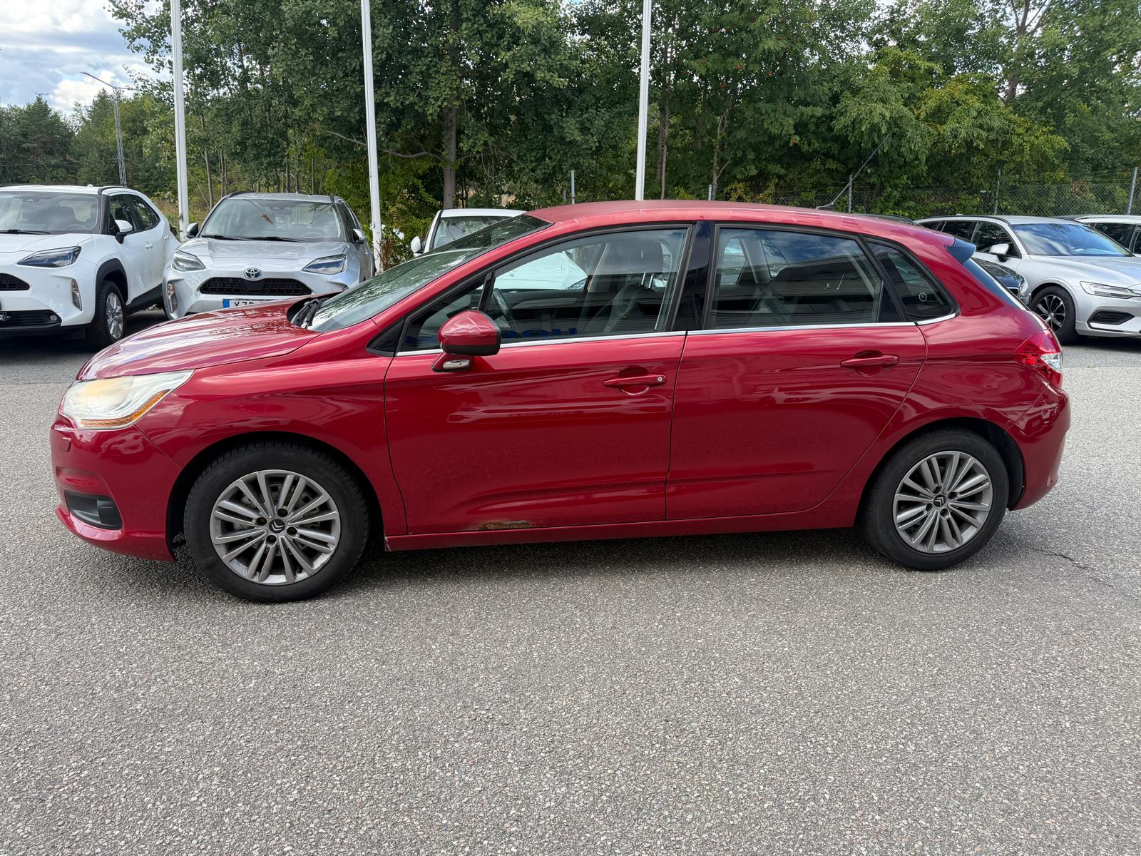 Citroen C4 2012, photo 2/47