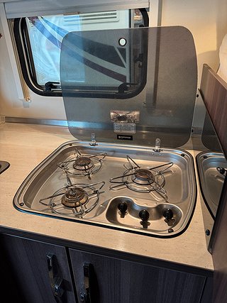 Husbil-halvintegrerad Bürstner Nexxo T 720 AUTOMAT 9 av 20