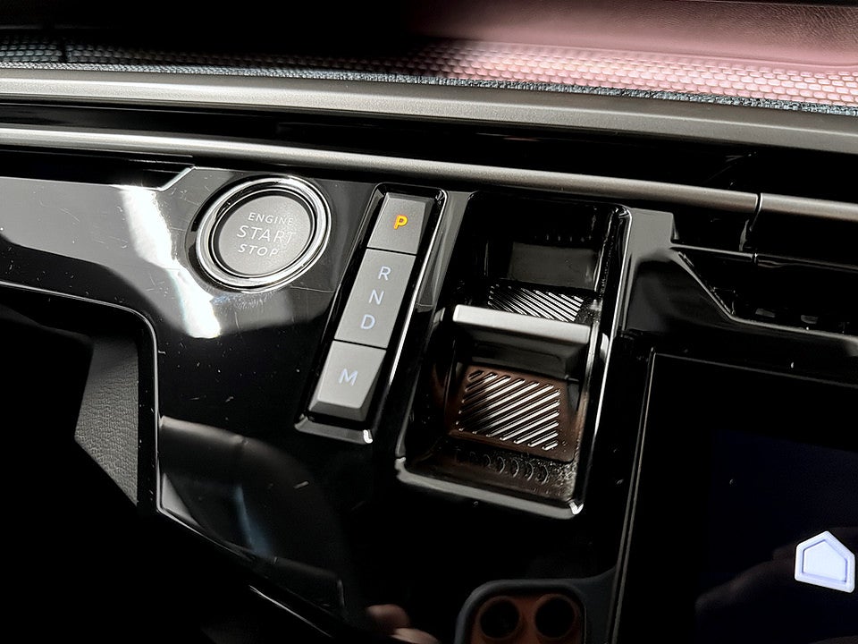 Bild på Peugeot 3008 GT Hybrid 145hk Aut B-KAMERA CARPLAY