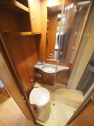 Husbil-halvintegrerad Carado T 448 13 av 17