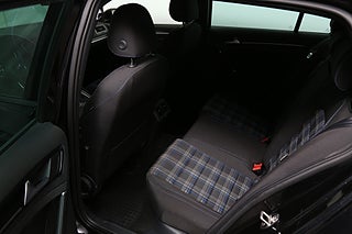 Halvkombi Volkswagen Golf 25 av 27