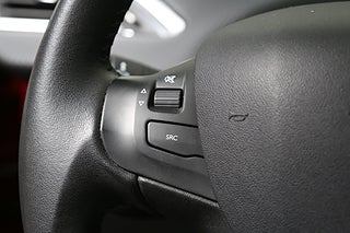 Halvkombi Peugeot 208 14 av 22