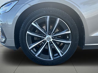 Volvo V60 B4 Advanced SE SoV-däck/HK-Ljud/Kamera/Elstol/Psens – bild 14