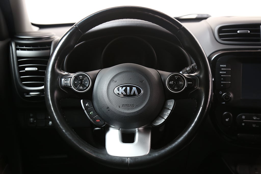 Kia Soul 1,6 GDI 132hk Komfort Aut Navi Kamera 2018