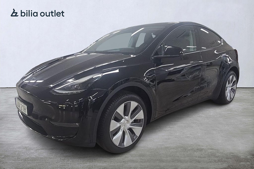 Tesla Model Y Long Range AWD Panorama Backkamera Navigation Värmare