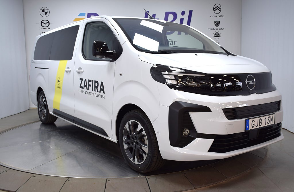 Opel Zafira | VIP | 7-Sits | Pano | El-dörrar | Massage fram