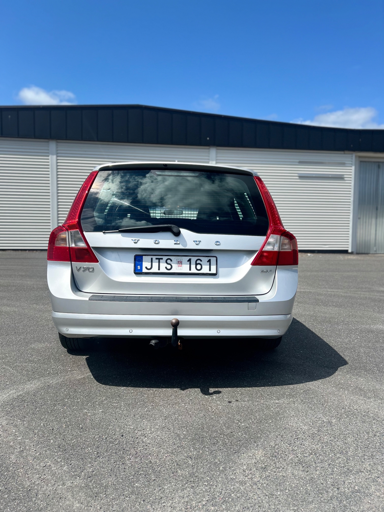 Volvo V70 2.0F Momentum Euro 4 2009, kuva 6/10