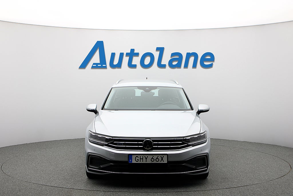 Volkswagen Passat GTE Sportscombi Dragkrok, Värmare, Backamera 218hk