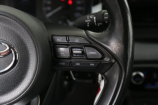 Halvkombi Toyota Yaris 17 av 25