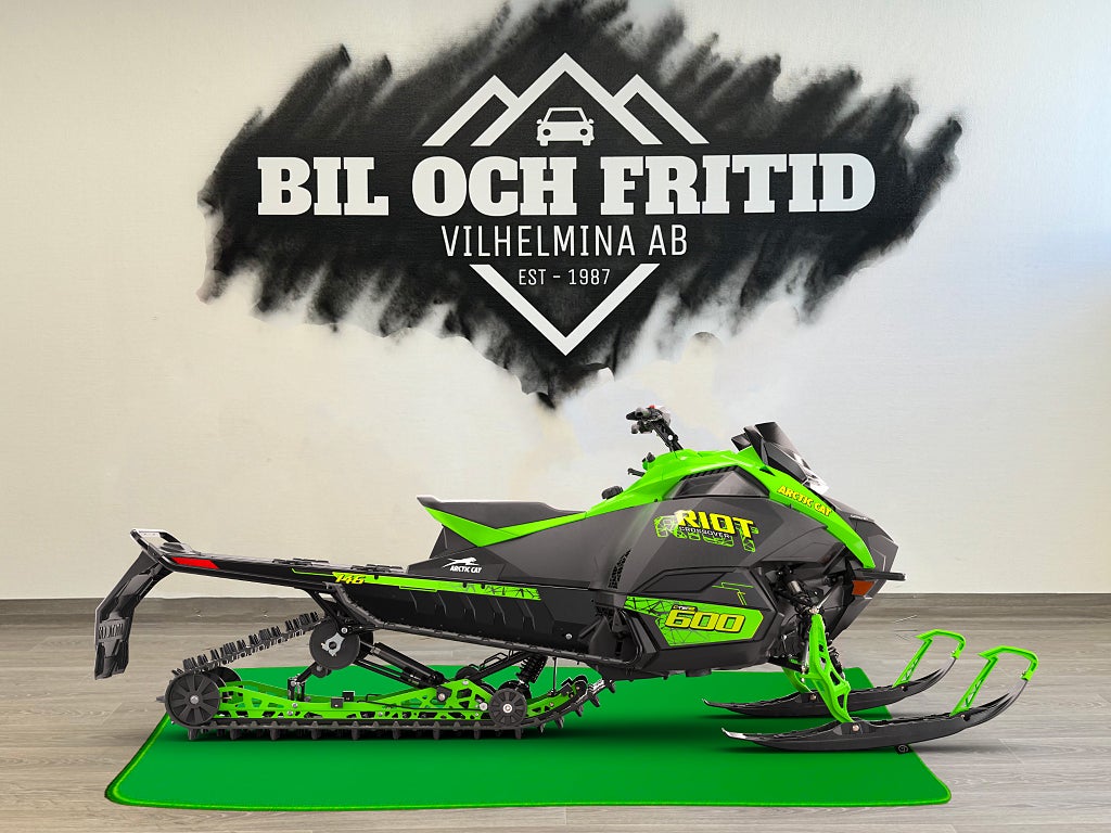 Arctic Cat Riot 600 146" 5års garanti