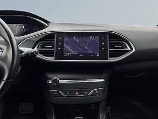 Peugeot 308 1.2 PureTech 130 EAT Drag/Kamera/MoK-värm/AdaptivFart – bild 11