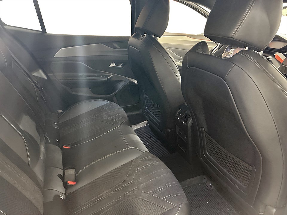 Bild på Peugeot 408 GT 1.2 PT 130hk Aut B-KAMERA CARPLAY