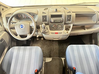 Husbil-halvintegrerad Bürstner SOLANO 710 28 av 30