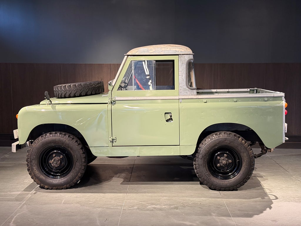 Land Rover Series Series IIA Hard Top 2.3 4x4 Manuell