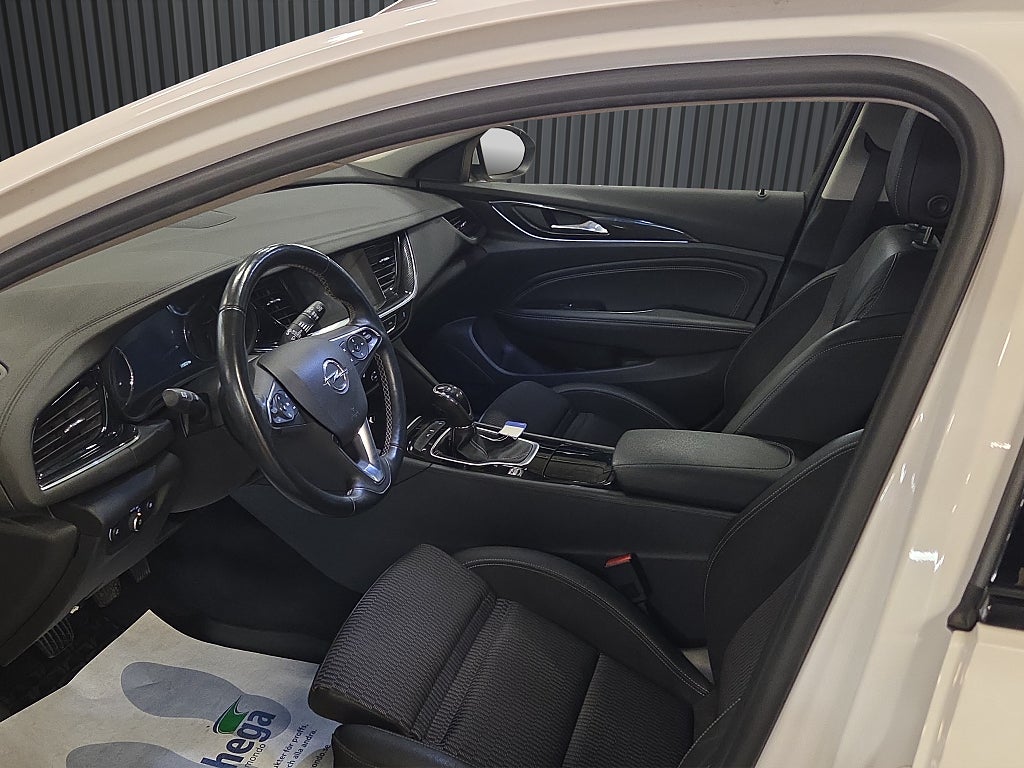 Opel Insignia 2018 - miniatyr 9