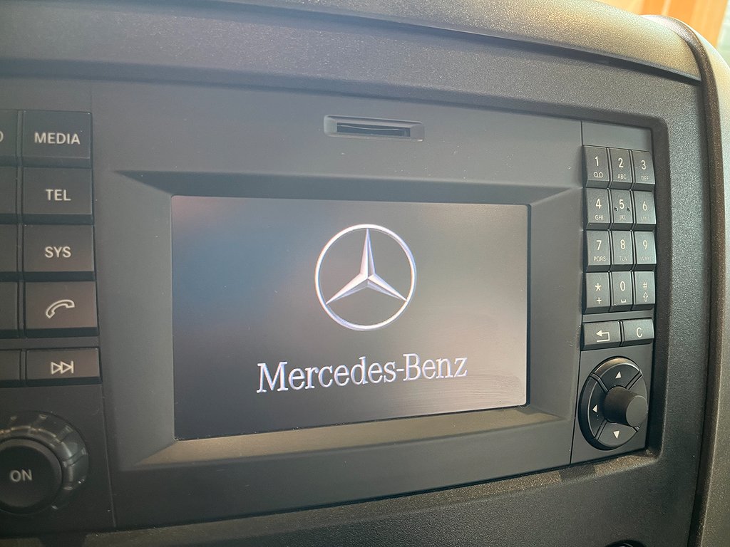 Bravia Swan 699 / Mercedes / Långbädd / Solcell / Drag /Auto - Bravia