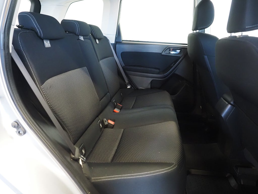 Subaru Forester 2.0 4WD 150hk XS Automat Drag Kamera M-Värmare 2014