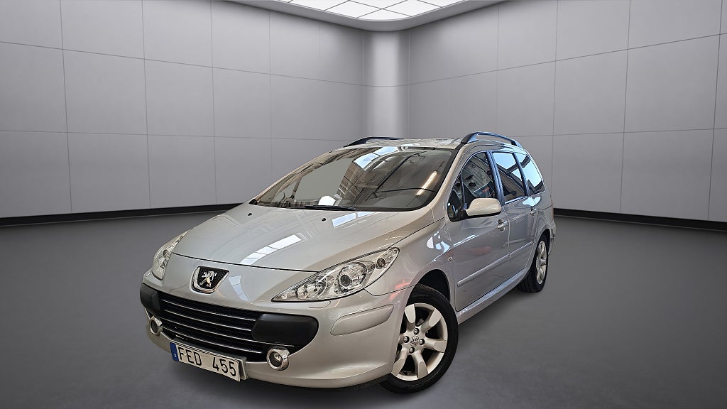Peugeot 307 Break 2.0 Nybesiktigad/ Nyservad/ 