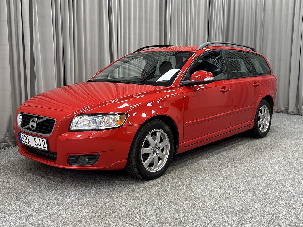 Volvo V50 D4 177HK Momentum Aut Dieselv/Drag/Premium Sound
