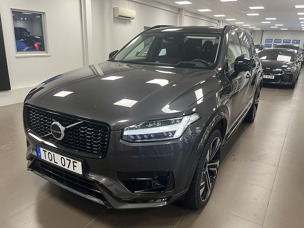 Volvo XC90 B5 AWD Geartronic R-Design-ULTIMATE DARK EDITION 7 sits, B&W