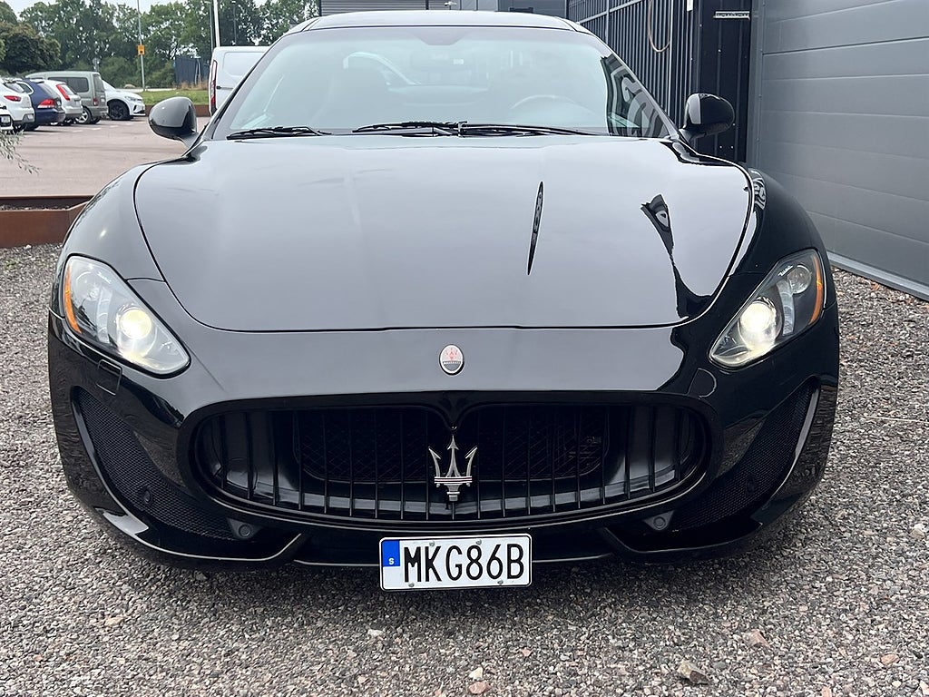 Maserati GranTurismo 2014 - miniatyr 2