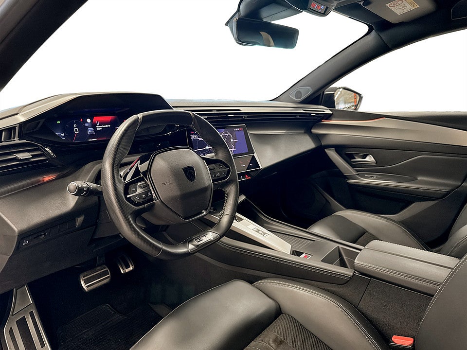 Bild på Peugeot 408 GT 1.2 PT 130hk Aut B-KAMERA NAVI