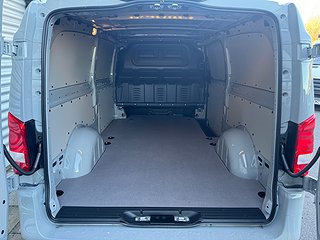 Transportbil - Skåp Mercedes-Benz Vito 15 av 23