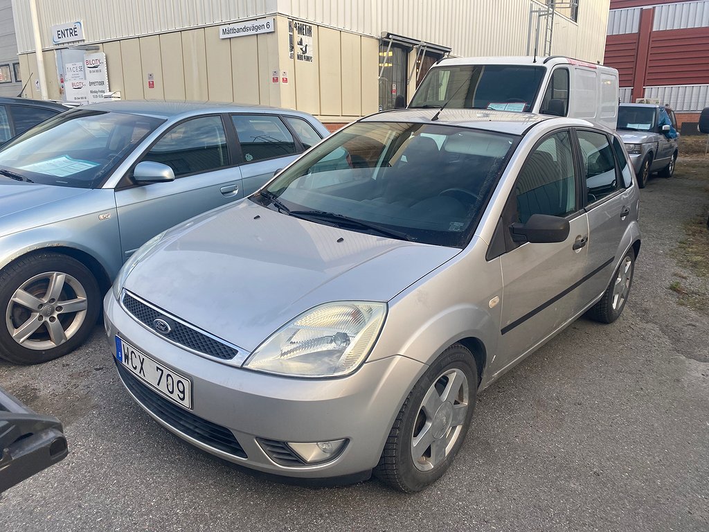 Ford Fiesta 5-dörrar 1.4 