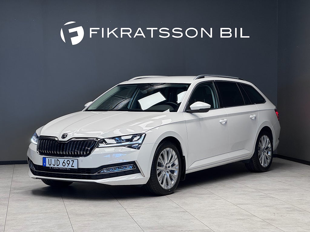 Skoda Superb iV 1.4 TSI Business Style / Drag / Värmare / Läder