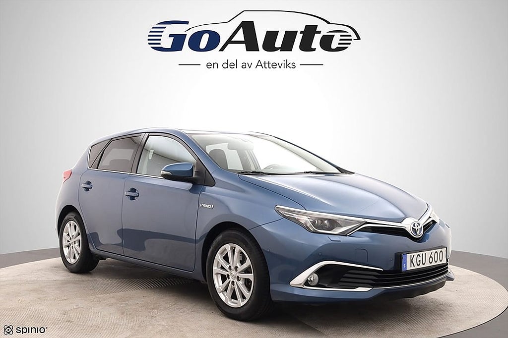 Toyota Auris Hybrid e-CVT, 136hk