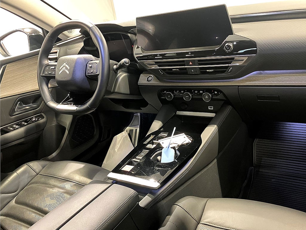 Bild på Citroën C5 X Shine 1.6 PT 180hk Aut - 360-KAMERA, CARPLAY