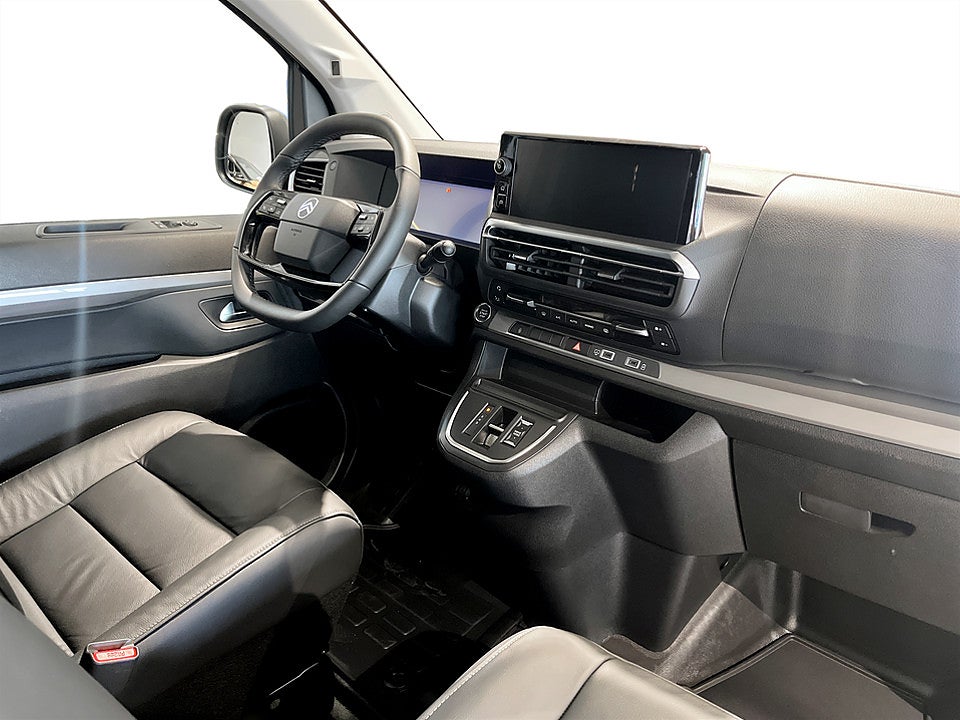 Bild på Citroën Jumpy Crew Cab Business 180hk Aut L3 - DEMO