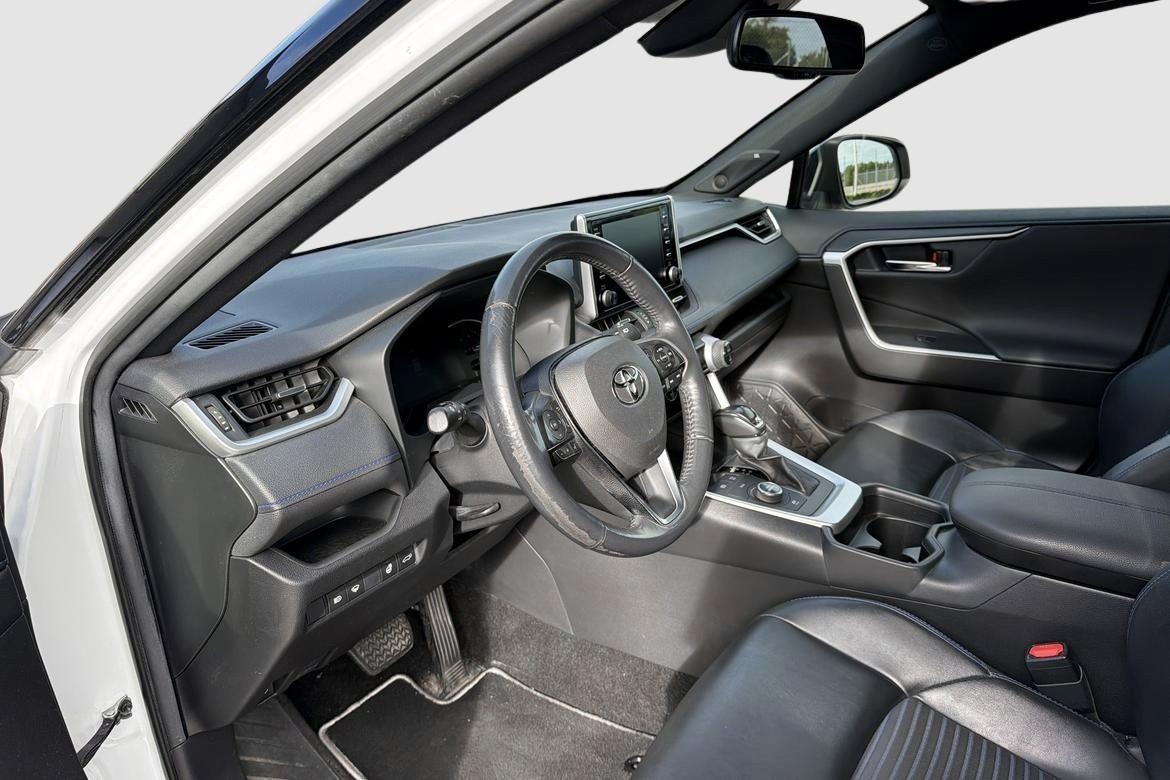 Toyota RAV4 2021, bild 7/10