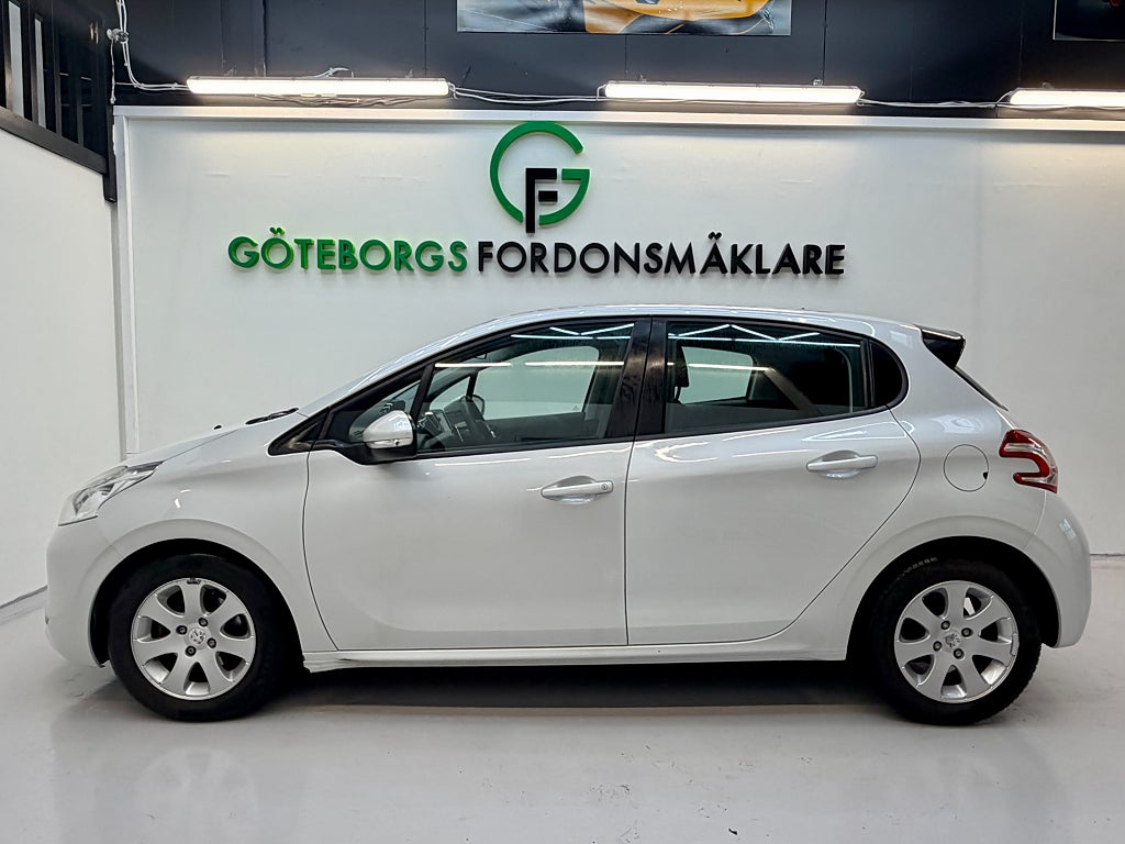Peugeot 208 1.4 e-HDi 604kr/månad