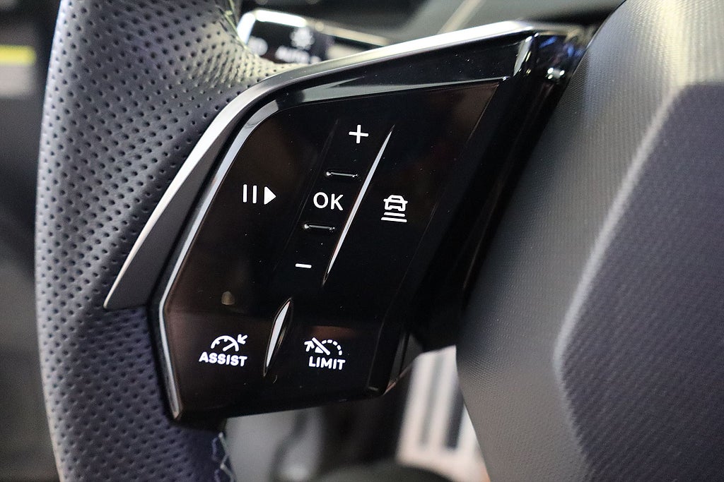 Bild på Peugeot E-5008 GT 214hk Aut - 7-SITS, 360-KAMERA, RATTVÄRME