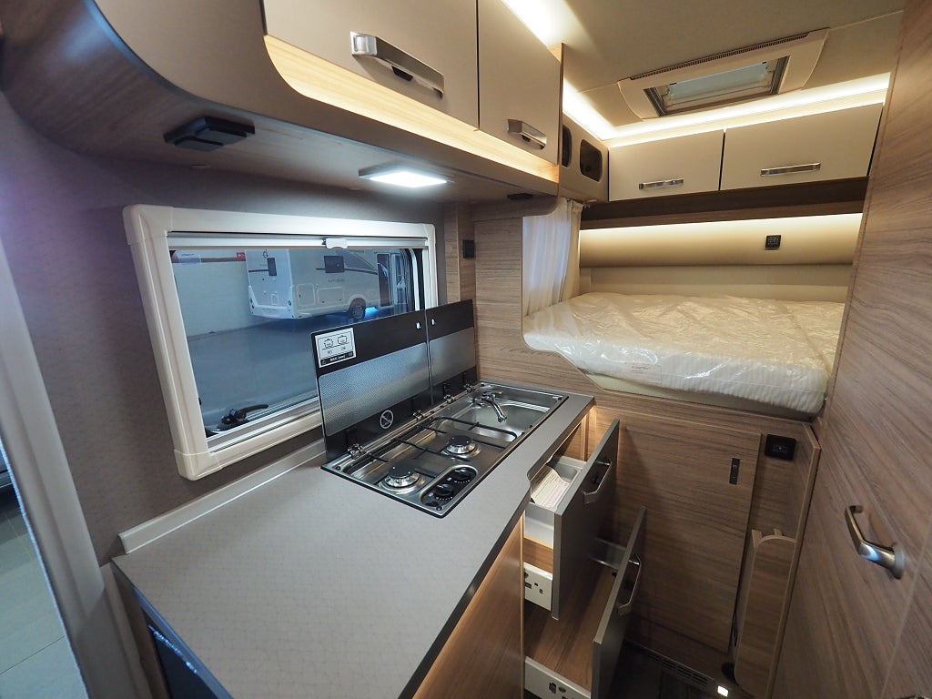 Weinsberg X-Cursion Van Edition Pepper I Aut 150hk I B-kort