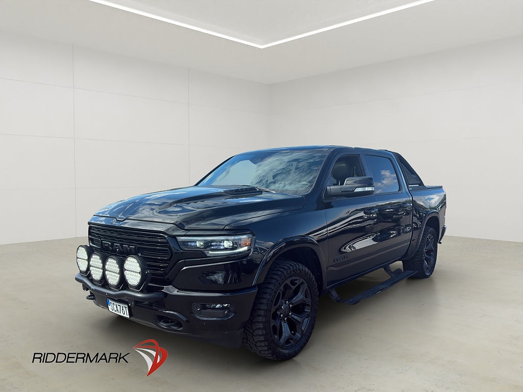 Dodge RAM Limited Night V8 4x4 Luft Pano H/K CARPLAY Moms