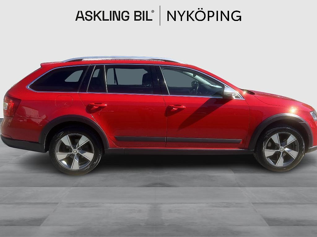 Skoda Octavia Scout 2016 - miniatyr 11