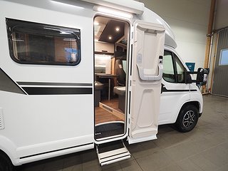 Husbil-halvintegrerad Knaus L!VE TI PLATINUM SELECTION 650 MEG 5 av 18