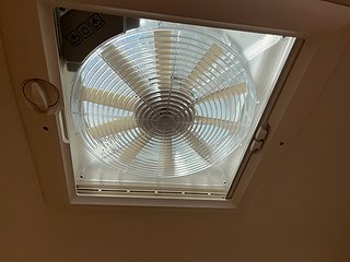 Husbil-integrerad Kabe IMPERIAL 810 LGB 26 av 32