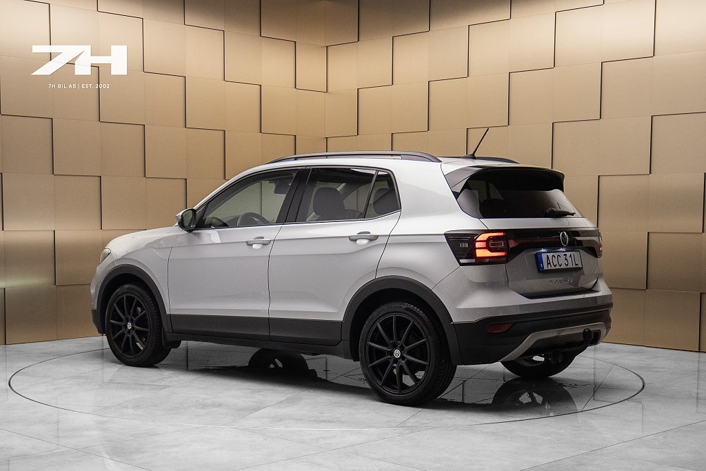 Volkswagen T-CROSS 1.0 TSI OPF Base / Sensorer / Apple CarPlay