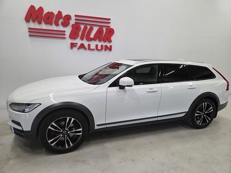 Volvo V90 Cross Country PRO Manuell D4 190 Hk