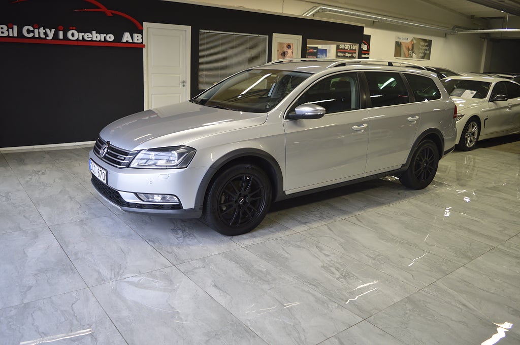 Volkswagen Passat 2.0 TDI (177hk) Alltrack BlueMotion 4Motion 2-Ägare / D-Värmare