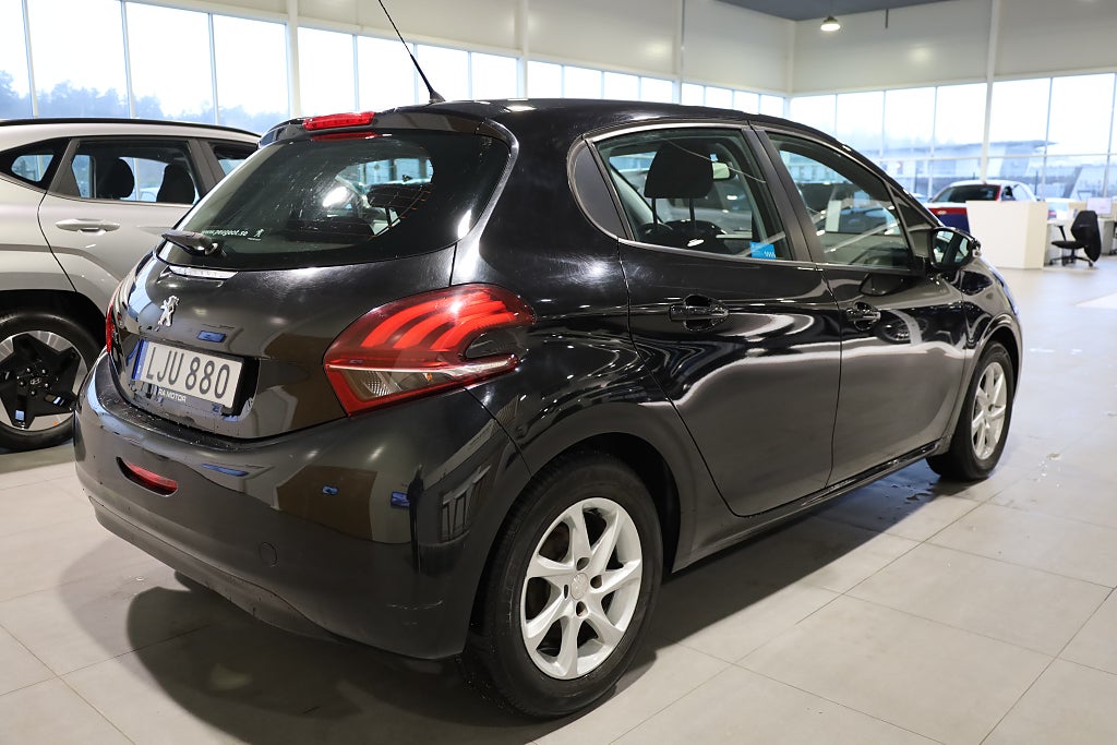 Peugeot 208 1,2 PureTech 82hk 5D Blåtand K-rems bytt