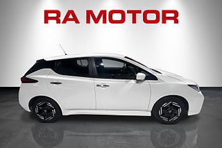 Halvkombi Nissan Leaf 3 av 15