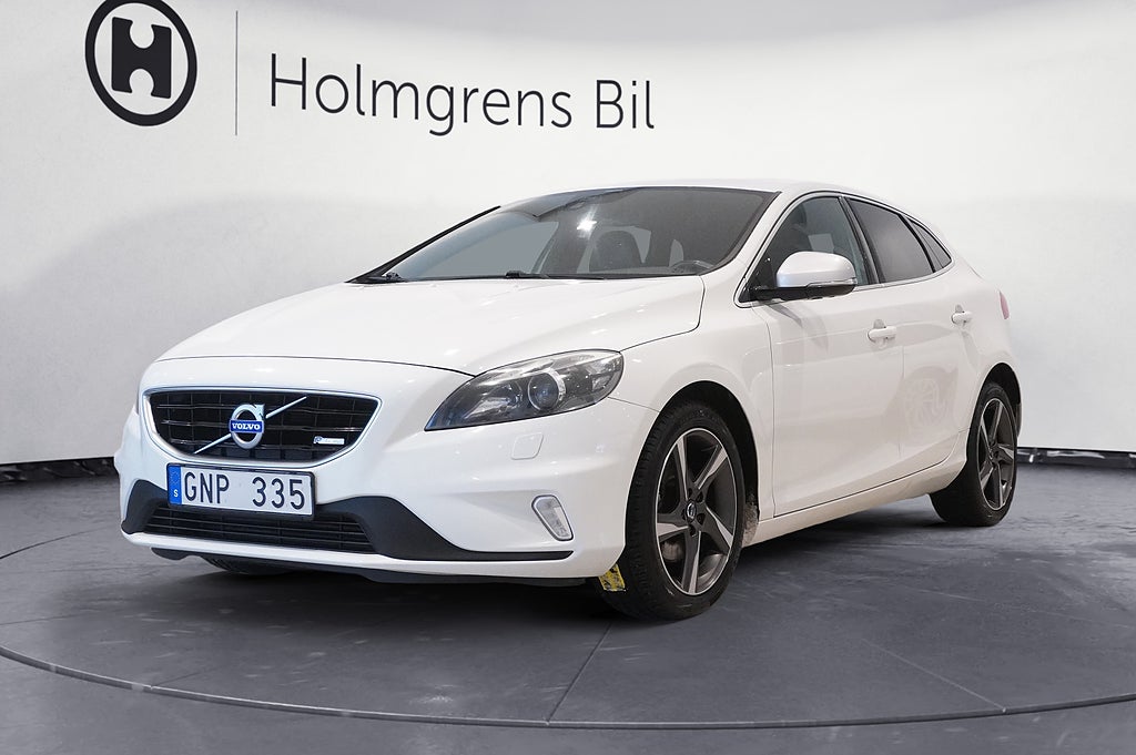 Volvo V40 4,95% ränta T3 R-Design Backkamera Läder